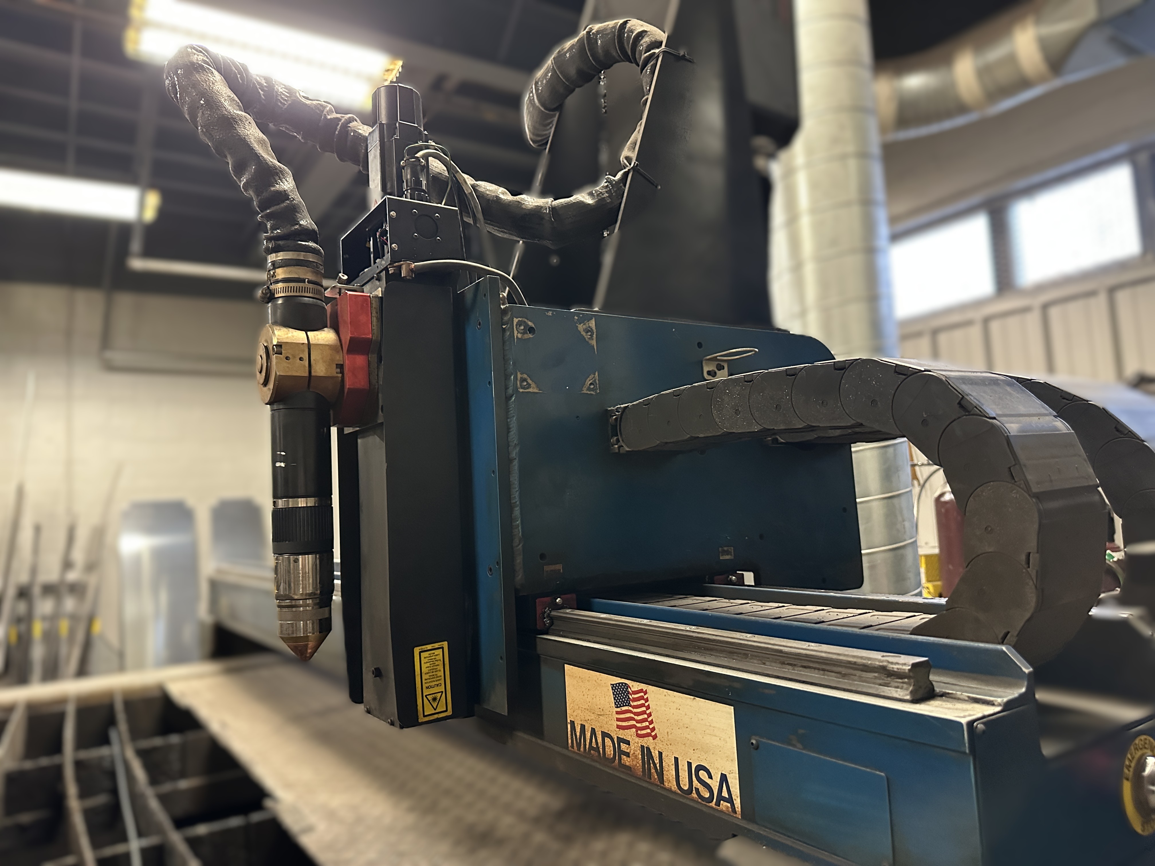 15 Lifter with magnetic breakaway torch